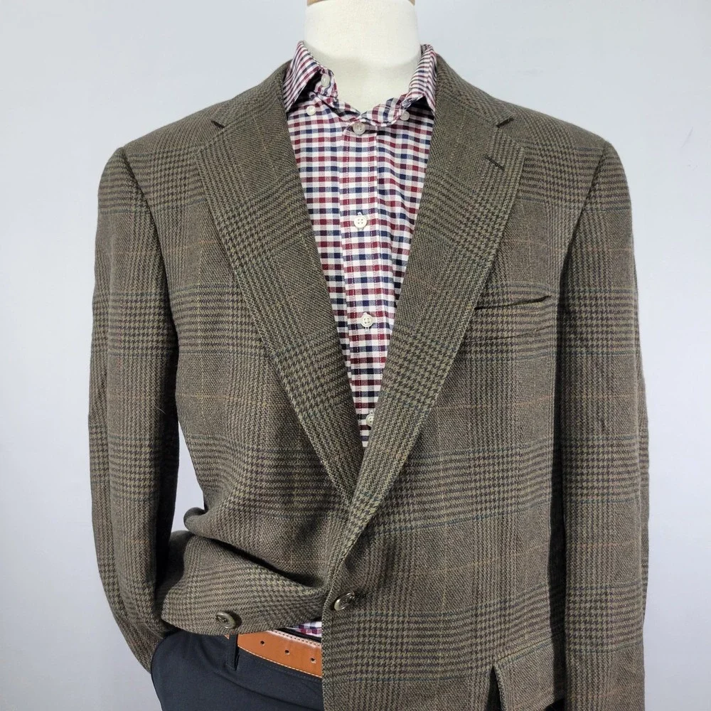 VTG JOS A BANK Men's Sport Coat Blazer Two Button Brown Plaid Wool Size 46R‎